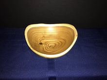 19-06-060  -  Natural Edge Russian Olive