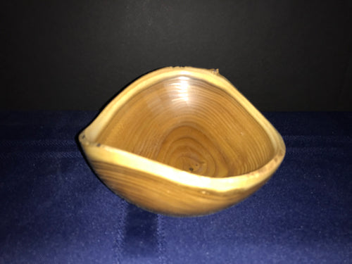 19-06-060  -  Natural Edge Russian Olive