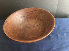 19-11-129  -  3 Bowl Walnut Salad Bowl Set