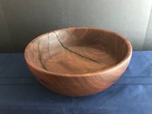 19-11-131  -  Medium Walnut Salad Bowl