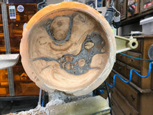 2020-20-10-43 - Peachy Rootball in Resin