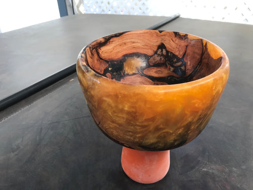 2020-20-10-43 - Peachy Rootball in Resin